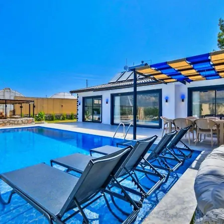 Seydikemer 2 Bedroom Secluded With Private Pool Hot Tub Фетхие