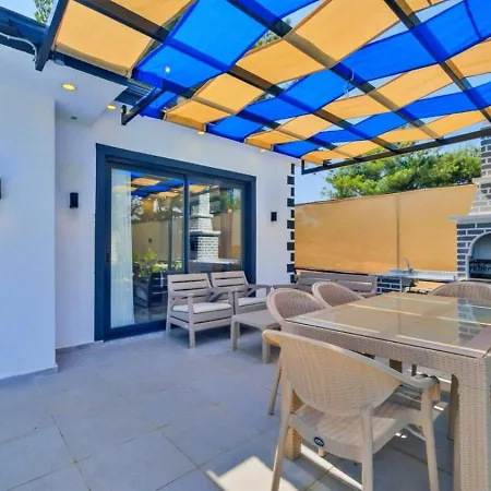 Seydikemer 2 Bedroom Secluded With Private Pool Hot Tub * Фетхие