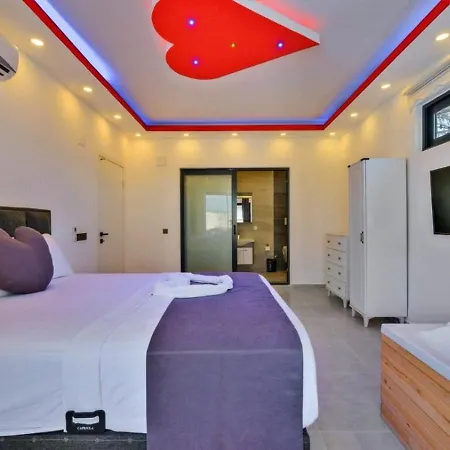 Vila Seydikemer 2 Bedroom Secluded With Private Pool Hot Tub Fethiye