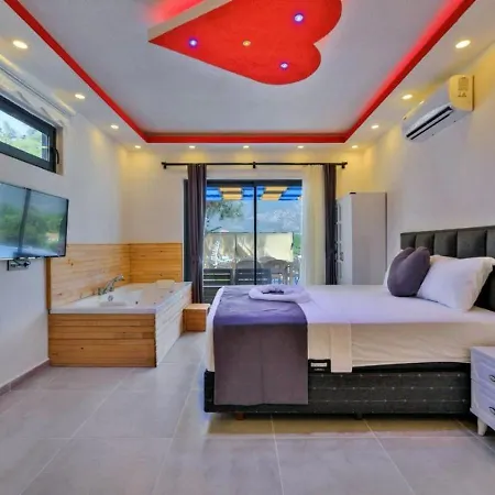 Вилла Seydikemer 2 Bedroom Secluded With Private Pool Hot Tub