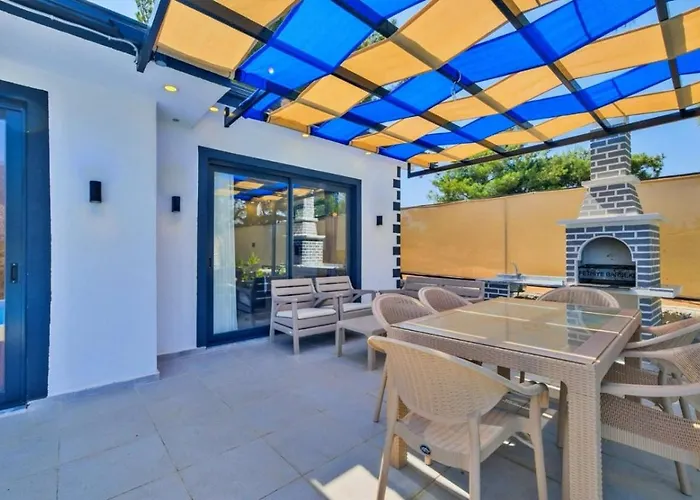 Seydikemer 2 Bedroom Secluded With Private Pool Hot Tub * Фетхие