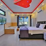Villa Seydikemer 2 Bedroom Secluded With Private Pool Hot Tub