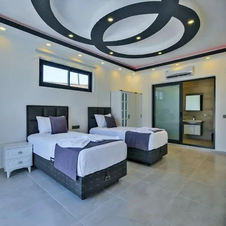 Seydikemer 2 Bedroom Secluded With Private Pool Hot Tub