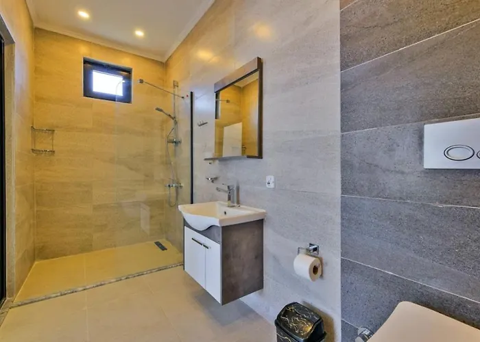 Seydikemer 2 Bedroom Secluded With Private Pool Hot Tub Villa Fethiye