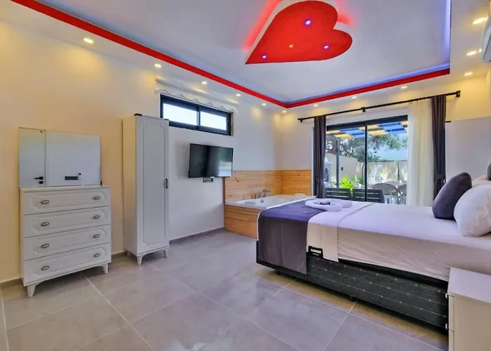 Seydikemer 2 Bedroom Secluded With Private Pool Hot Tub Villa *