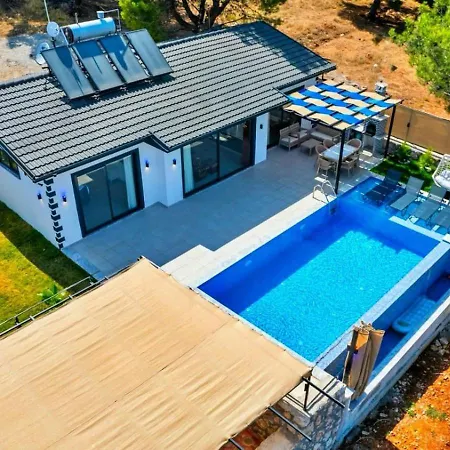 Seydikemer 2 Bedroom Secluded With Private Pool Hot Tub فتحية